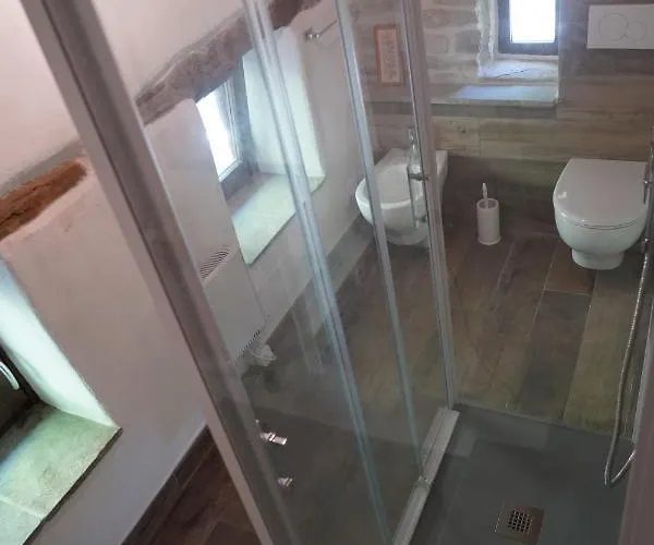 Casina Del Ponte 샬레 *